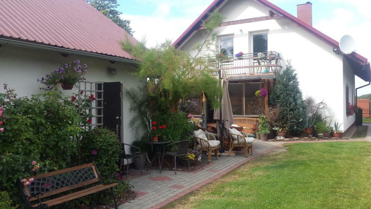 Pokoje Goscinne Renata Knitter Komnino Extérieur photo